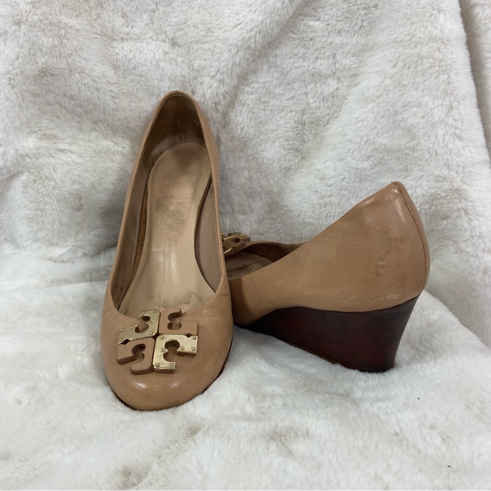 TORY BURCH Lowell New Logo Wedge Pump, Natural Blush. 7M - Picture 4 of 16